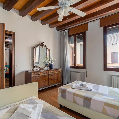 ヴェネツィアGiulia Houseアパートメント エクステリア 写真