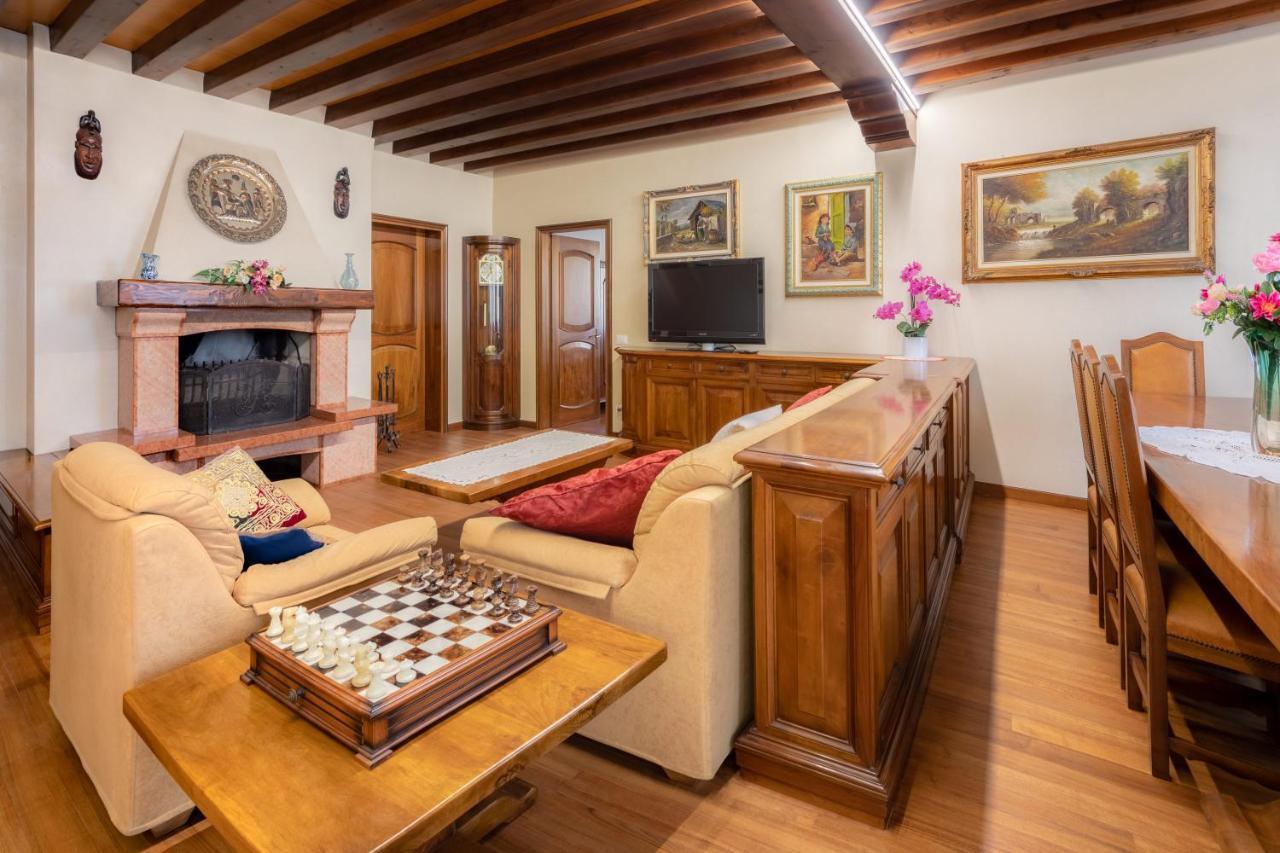 ヴェネツィアGiulia Houseアパートメント エクステリア 写真